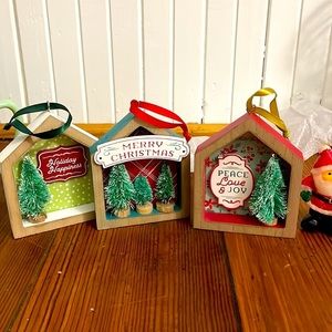 New Pioneer Woman Peace, Love & Joy Shadow Box Christmas Ornaments Rare 2021